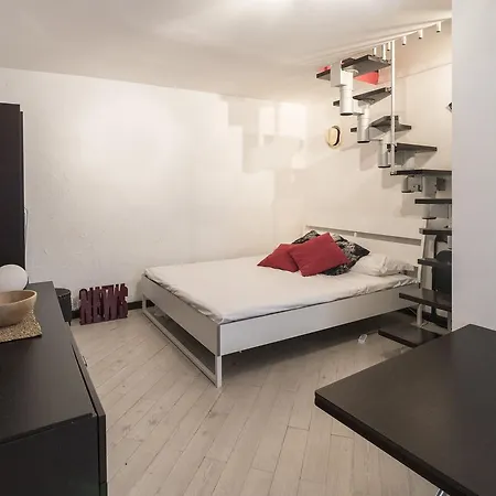 Dietro Tresca 3 Apartament *